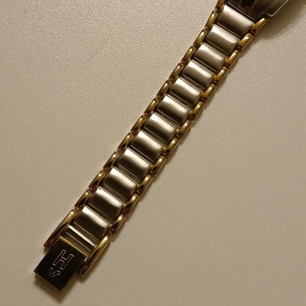 Vintage 80s Helbros Women's Two-Tone Black Dial Quartz Watch 7.5